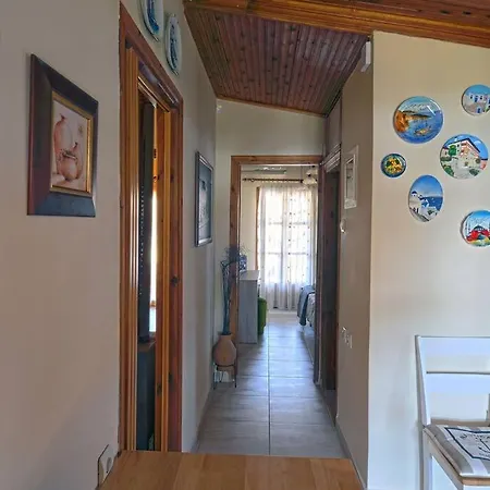 One Step ι Seaside ι Quiet ι Gerakini