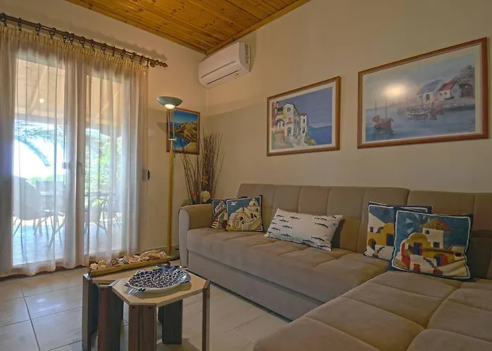 One Step ι Seaside ι Quiet ι