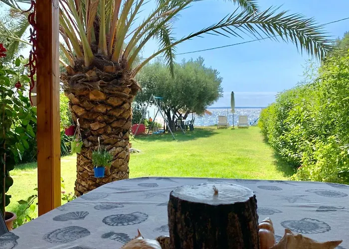 One Step ι Seaside ι Quiet ι *