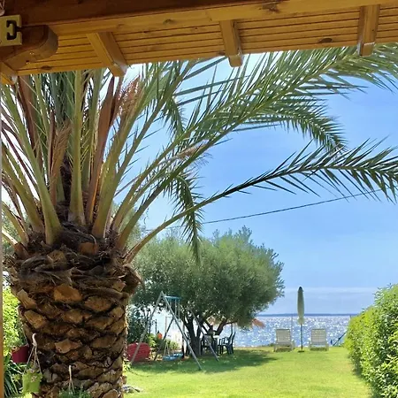 One Step ι Seaside ι Quiet ι